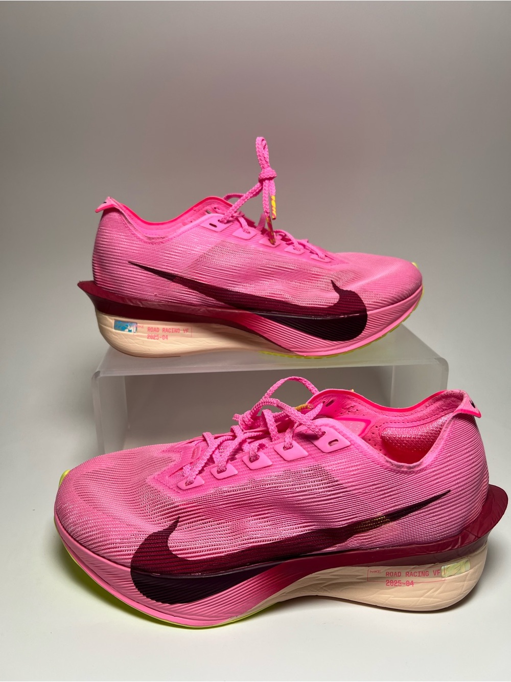 Nike ZoomX Vaporfly Next% Pink Volt Running Sneakers HF6412-601 Womens Size 8
